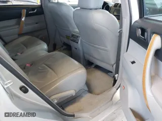 2009 Toyota Highlander Hybrid Limited with VIN JTEEW44A392030847, listed as a IAAI auction lot 41611306 with 137,874 mi miles. Bid and sale history available at carsss.com. Image 8.