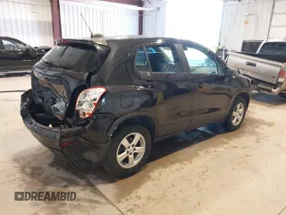 2015 Chevrolet Trax LS with VIN KL7CJPSB2FB094863, listed as a IAAI auction lot 41643953 with 118,456 mi miles. Bid and sale history available at carsss.com. Image 4.