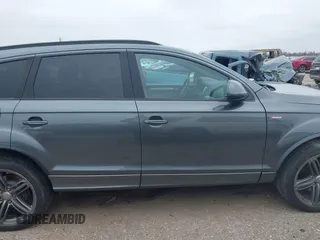 2014 Audi Q7 3.0T S line Prestige with VIN WA1DGAFEXED003259, listed as a IAAI auction lot 41624351 with 104,938 mi miles. Bid and sale history available at carsss.com. Image 13.