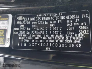 2011 Kia Sorento LX with VIN 5XYKTDA10BG053888, listed as a IAAI auction lot 41728580 with 77,714 mi miles. Bid and sale history available at carsss.com. Image 9.
