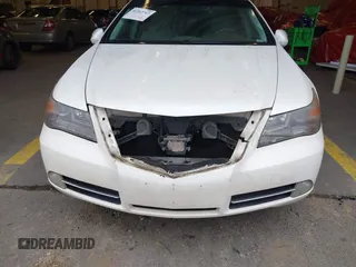 2011 Acura RL Technology with VIN JH4KB2F66BC000465, listed as a IAAI auction lot 41312767 with 129,418 mi miles and . Bid and sale history available at DreamBid. Image 6.