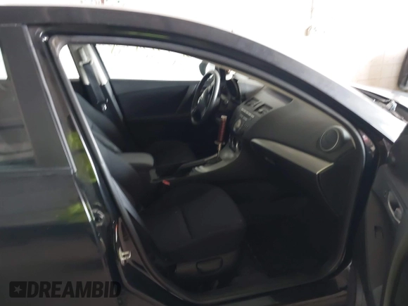 2010 Mazda 3 i Sport with VIN JM1BL1SF5A1266634, listed as a IAAI auction lot 42760738 with 98,783 mi miles and . Bid and sale history available at DreamBid. Image 5.