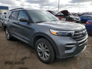 2024 Ford Explorer XLT with VIN 1FMSK8DH0RGA16880, listed as a Copart auction lot 43698245 with 5,783 mi miles and Clean Title. Bid and sale history available at carsss.com. Image 4.