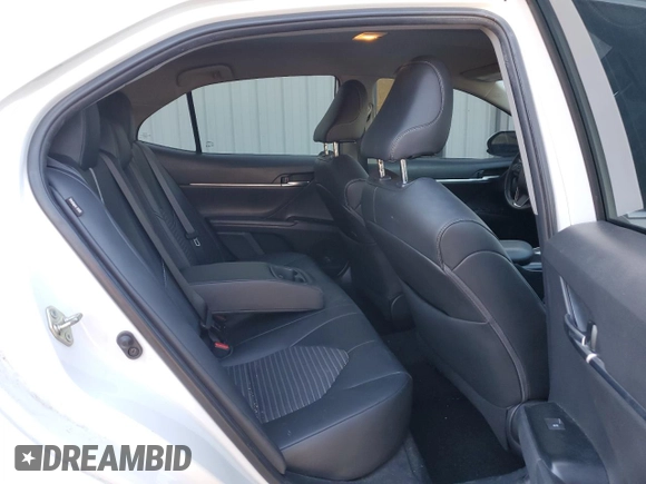 2019 Toyota Camry LE with VIN 4T1B11HK4KU818825, listed as a Copart auction lot 41471675 with 143,925 mi miles and Salvage Title. Bid and sale history available at carsss.com. Image 10.