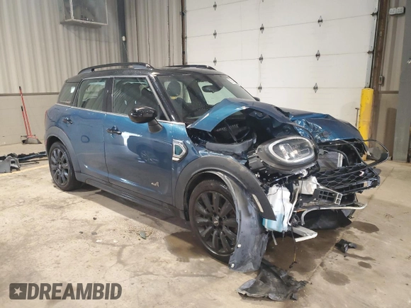 2022 MINI Countryman Cooper S with VIN WMZ83BR01N3N40309, listed as a Copart auction lot 59534135 with 33,586 mi miles and Salvage title. Bid and sale history available at DreamBid. Image 4.