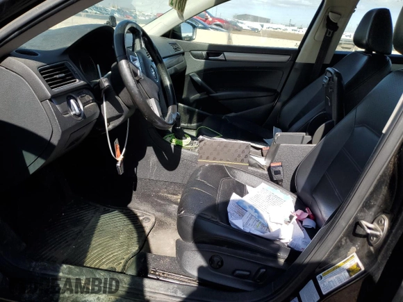 2015 Volkswagen Passat S with VIN 1VWAT7A30FC103615, listed as a Copart auction lot 47098615 with 165,464 mi miles and Salvage title. Bid and sale history available at DreamBid. Image 7.