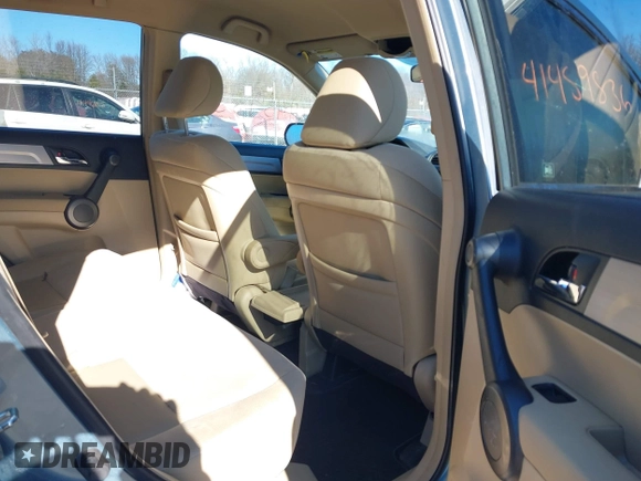 2011 Honda CR-V SE with VIN 5J6RE4H48BL026512, listed as a IAAI auction lot 41459836 with 128,802 mi miles. Bid and sale history available at carsss.com. Image 8.