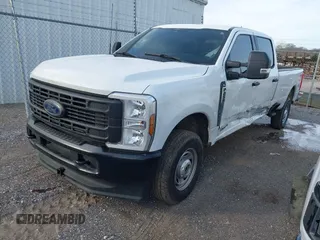 2024 Ford F-250 XL with VIN 1FT7W2BT2REF16747, listed as a IAAI auction lot 41321209 with 10,840 mi miles and . Bid and sale history available at DreamBid. Image 17.