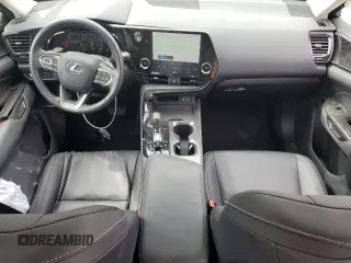 2023 Lexus NX 250 z VIN 2T2ADCAZXPC003877, wystawiony jako Copart lot #54596895 z przebiegiem 14 597 mil mil oraz Szkoda całkowita • Salvage title. Historia ofert i sprzedaży dostępna na DreamBid. Obrazek 8.