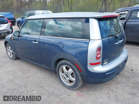 2011 MINI Clubman with VIN WMWZF3C57BTX81693, listed as a IAAI auction lot 42188813 with 86,533 mi miles and . Bid and sale history available at DreamBid. Image 3.