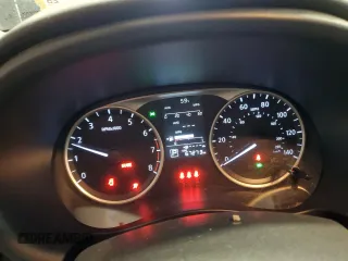 2021 Nissan Kicks S z VIN 3N1CP5BV5ML549901, wystawiony jako Copart lot #58055175 z przebiegiem 67 273 mil mil oraz Szkoda całkowita • Salvage title. Historia ofert i sprzedaży dostępna na DreamBid. Obrazek 9.