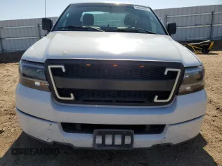 2004 Ford F-150 XL z VIN 1FTRF12W84NB39296, wystawiony jako Copart lot #54334695 z przebiegiem 299 033 mil mil oraz Szkody całkowita. Historia ofert i sprzedaży dostępna na DreamBid. Obrazek 5.
