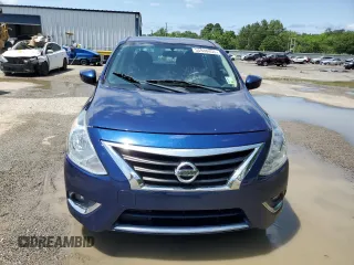 2018 Nissan Versa SV z VIN 3N1CN7AP8JL811197, wystawiony jako Copart lot #55930455 z przebiegiem 51 433 mil mil oraz Nie do naprawy. Historia ofert i sprzedaży dostępna na DreamBid. Obrazek 5.