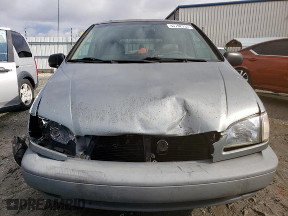 2000 Toyota Sienna LE with VIN 4T3ZF13C7YU235777, listed as a Copart auction lot 43792734 with 223,722 mi miles and Salvage Title. Bid and sale history available at carsss.com. Image 5.