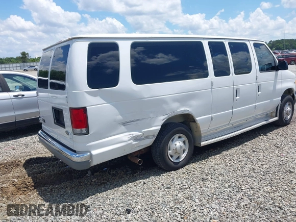 1999 Ford Econoline Passenger XL with VIN 1FBSS31L3XHB14197, listed as a IAAI auction lot 42253831 with 41,664 mi miles and . Bid and sale history available at DreamBid. Image 4.
