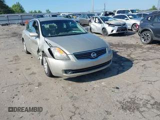 2009 Nissan Altima S with VIN 1N4AL21E99N559182, listed as a IAAI auction lot 42258176 with 165,004 mi miles and . Bid and sale history available at DreamBid. Image 1.