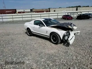 2007 Ford Mustang Deluxe with VIN 1ZVHT80NX75328511, listed as a Copart auction lot 59463055 with Not provided miles and Salvage title. Bid and sale history available at DreamBid. Image 13.