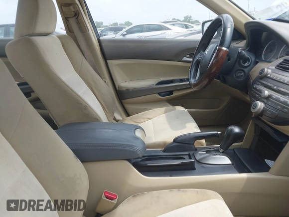 2008 Honda Accord LX z VIN 1HGCP26308A139882, wystawiony jako IAAI lot #42320094 z przebiegiem 166 944 mil mil oraz . Historia ofert i sprzedaży dostępna na DreamBid. Obrazek 5.