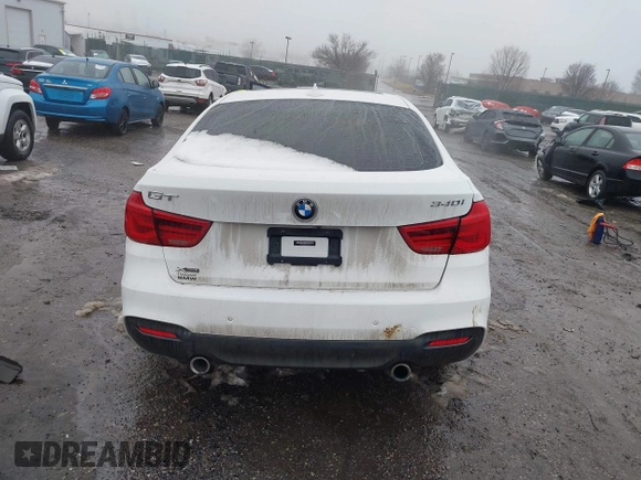 2017 BMW 3 Series z VIN WBA8Y3C32HG451028, wystawiony jako IAAI lot #41552648 z przebiegiem Nie podano mil oraz . Historia ofert i sprzedaży dostępna na DreamBid. Obrazek 16.