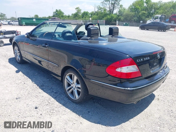 2006 Mercedes-Benz CLK 350 z VIN WDBTK56H46F191847, wystawiony jako IAAI lot #42675347 z przebiegiem 106 806 mil mil oraz . Historia ofert i sprzedaży dostępna na DreamBid. Obrazek 3.