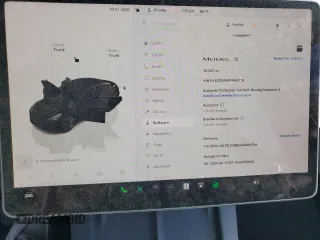 2023 Tesla Model 3 z VIN 5YJ3E1EA6PF540776, wystawiony jako Copart lot #59879575 z przebiegiem 19 320 mil mil oraz Szkoda całkowita • Salvage title. Historia ofert i sprzedaży dostępna na DreamBid. Obrazek 9.