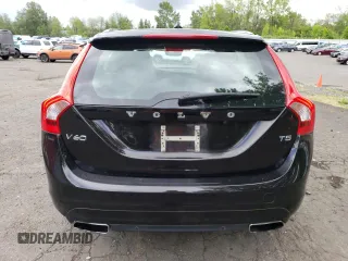 2015 Volvo V60 T5 Drive-E Platinum with VIN YV140MEM7F1218731, listed as a Copart auction lot 58333695 with 103,717 mi miles and Salvage title. Bid and sale history available at DreamBid. Image 6.