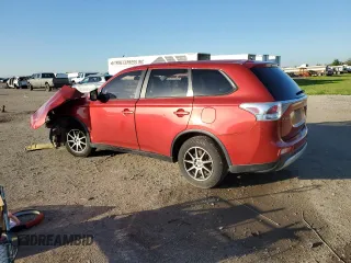 2015 Mitsubishi Outlander SE с VIN JA4AD3A36FZ001185, выставлен на аукционе Copart как лот 51964015 с пробегом Не указан миль и Списание • Salvage title. История ставок и продаж доступна на DreamBid. Изображение 2.