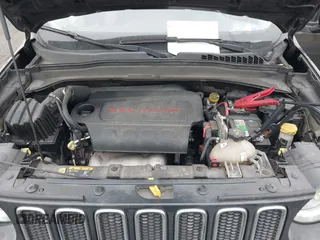 2017 Jeep Renegade Sport z VIN ZACCJAAB8HPF47233, wystawiony jako IAAI lot #42353512 z przebiegiem 88 850 mil mil oraz . Historia ofert i sprzedaży dostępna na DreamBid. Obrazek 10.