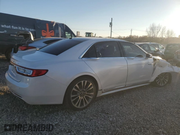 2017 Lincoln Continental Reserve with VIN 1LN6L9NP7H5631267, listed as a Copart auction lot 82662804 with 108,673 mi miles and Salvage Title. Bid and sale history available at carsss.com. Image 3.