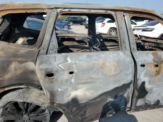 2022 Kia Telluride SX с VIN 5XYP54HC2NG311713, выставлен на аукционе Copart как лот 71005324 с пробегом Не указан миль и На запчасти • Non repairable. История ставок и продаж доступна на DreamBid. Изображение 10.