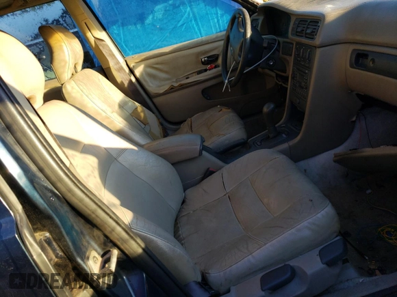 1998 Volvo S70 with VIN YV1LS5575W1507287, listed as a Copart auction lot 83608784 with Not provided miles and Salvage title. Bid and sale history available at DreamBid. Image 7.