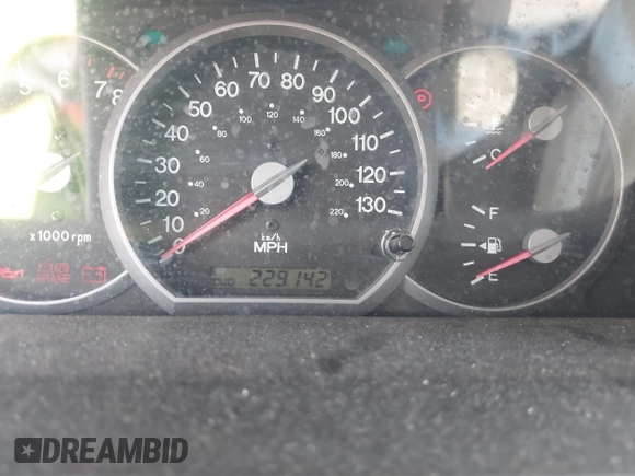 2005 Kia Sedona LX with VIN KNDUP132856700868, listed as a IAAI auction lot 41661428 with 229,142 mi miles. Bid and sale history available at carsss.com. Image 7.