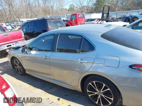 2020 Toyota Camry SE with VIN 4T1M11AK8LU923212, listed as a IAAI auction lot 41257204 with 66,289 mi miles. Bid and sale history available at carsss.com. Image 14.