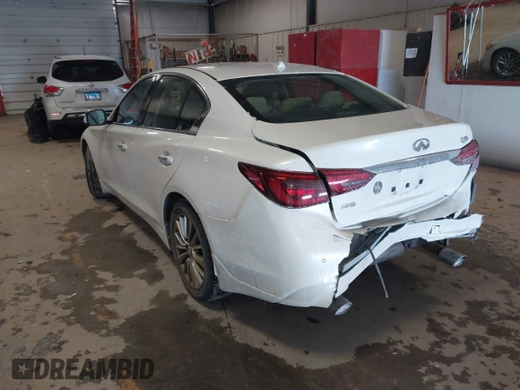 2021 Infiniti Q50 Luxe with VIN JN1EV7BR9MM752020, listed as a IAAI auction lot 41602470 with 61,392 mi miles and . Bid and sale history available at DreamBid. Image 3.