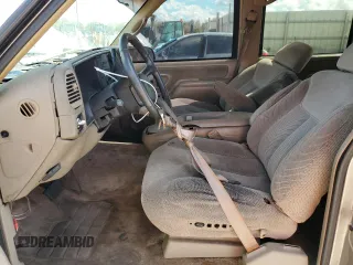 1999 GMC Suburban with VIN 3GKFK16R8XG531621, listed as a Copart auction lot 46593105 with 221,125 mi miles and Salvage Title. Bid and sale history available at carsss.com. Image 7.