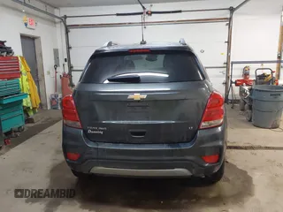 2017 Chevrolet Trax LT with VIN 3GNCJPSBXHL163410, listed as a IAAI auction lot 41585473 with 64,969 mi miles. Bid and sale history available at carsss.com. Image 17.