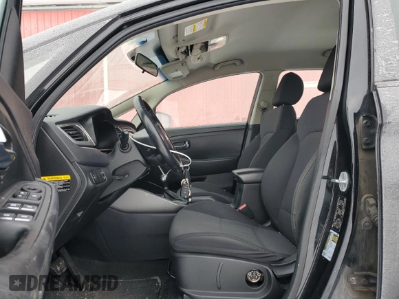 2014 Kia Rondo LX with VIN KNAHT8A35E7072485, listed as a Copart auction lot 88426455 with 257,679 mi miles and Clean Title. Bid and sale history available at carsss.com. Image 7.