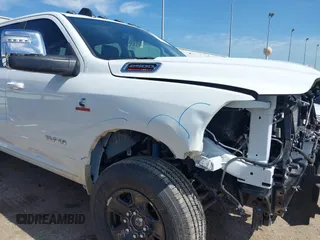 2024 Ram 2500 Laramie с VIN 3C6UR5FL6RG384601, выставлен на аукционе IAAI как лот 41640560 с пробегом 21 330 миль миль и . История ставок и продаж доступна на DreamBid. Изображение 22.