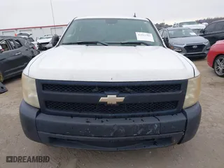 2007 Chevrolet Silverado 1500 LT w/1LT with VIN 2GCEC13C971658729, listed as a IAAI auction lot 41511701 with 132,555 mi miles. Bid and sale history available at carsss.com. Image 12.