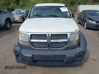 2007 Dodge Nitro SXT z VIN 1D8GU28K87W652037, wystawiony jako IAAI lot #42172950 z przebiegiem 172 487 mil mil oraz . Historia ofert i sprzedaży dostępna na DreamBid. Obrazek 12.