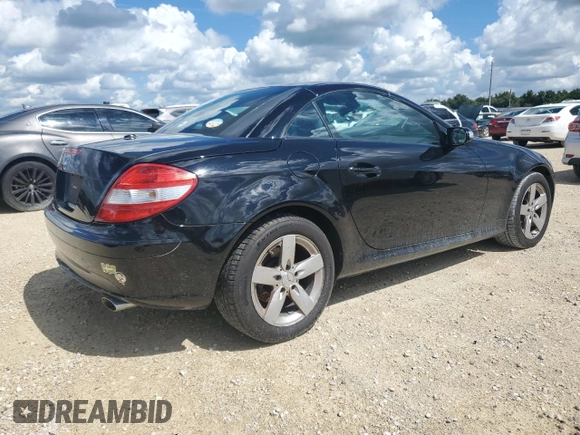 2007 Mercedes-Benz SLK-Class 3.0L with VIN WDBWK54F07F144234, listed as a Copart auction lot 73979814 with 82,167 mi miles and Salvage Title. Bid and sale history available at carsss.com. Image 3.