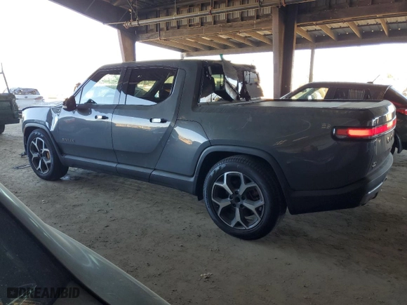 2022 Rivian R1T Adventure Package with VIN 7FCTGAAA9NN008771, listed as a Copart auction lot 42402765 with 31,006 mi miles and Salvage Title. Bid and sale history available at carsss.com. Image 2.