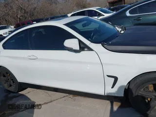 2014 BMW 4 Series 428i xDrive z VIN WBA3N9C50EF722242, wystawiony jako IAAI lot #41526322 z przebiegiem 134 254 mil mil oraz . Historia ofert i sprzedaży dostępna na DreamBid. Obrazek 13.