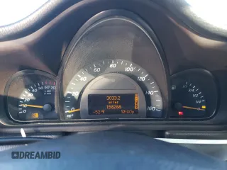 2003 Mercedes-Benz C 230 Kompressor z VIN WDBRN40J93A457704, wystawiony jako Copart lot #81744394 z przebiegiem 158 288 mil mil oraz Szkoda całkowita • Salvage title. Historia ofert i sprzedaży dostępna na DreamBid. Obrazek 9.