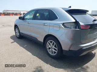 2023 Ford Edge SEL z VIN 2FMPK4J93PBA46715, wystawiony jako IAAI lot #42380969 z przebiegiem 43 844 mil mil oraz . Historia ofert i sprzedaży dostępna na DreamBid. Obrazek 3.