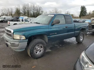 1998 Dodge Ram 1500 with VIN 3B7HF13Z7WG234044, listed as a Copart auction lot 44565195 with 194,353 mi miles and Salvage Title. Bid and sale history available at carsss.com. Image 1.