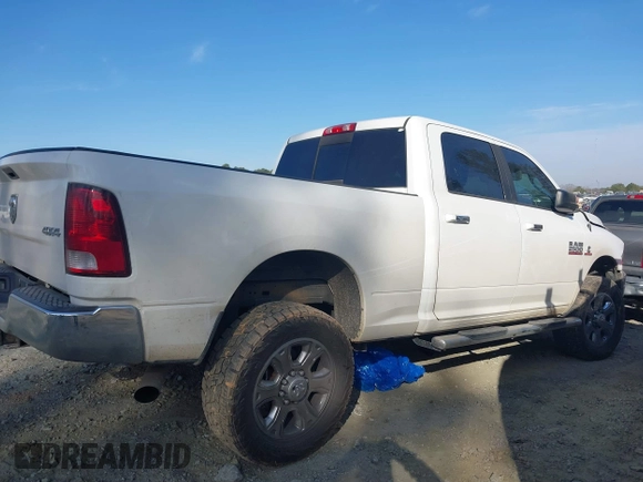 2016 Ram 2500 SLT with VIN 3C6UR5DL2GG132442, listed as a IAAI auction lot 41670645 with 405,051 mi miles. Bid and sale history available at carsss.com. Image 13.