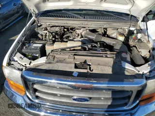 2000 Ford Super Duty F-250 XL with VIN 1FTNW21S1YED65639, listed as a Copart auction lot 74377194 with 158,387 mi miles and Salvage Title. Bid and sale history available at carsss.com. Image 11.