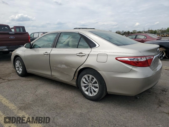 2015 Toyota Camry LE z VIN 4T1BD1FK6FU164748, wystawiony jako Copart lot #54667565 z przebiegiem 139 804 mil mil oraz Szkoda całkowita • Salvage title. Historia ofert i sprzedaży dostępna na DreamBid. Obrazek 2.