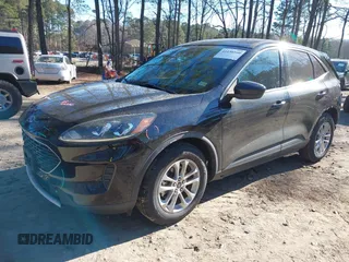 2020 Ford Escape SE z VIN 1FMCU0G6XLUA07056, wystawiony jako IAAI lot #41156940 z przebiegiem 103 707 mil mil oraz . Historia ofert i sprzedaży dostępna na DreamBid. Obrazek 20.